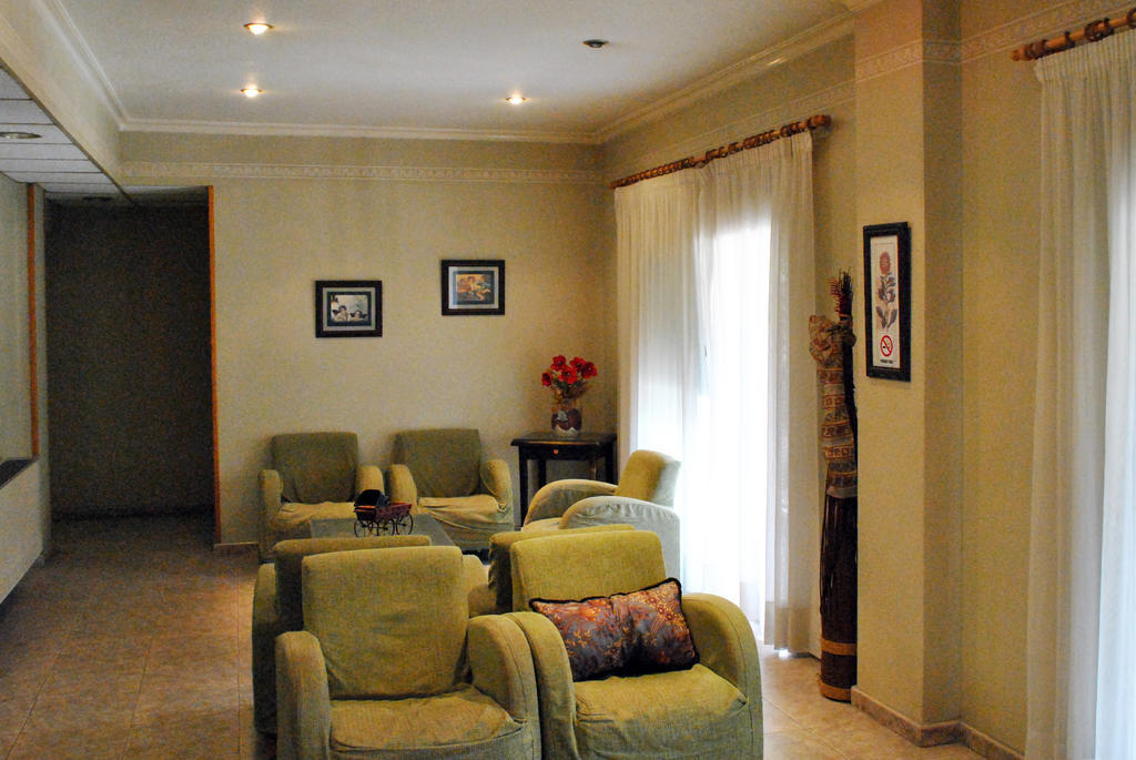 Hostal Rey Teodomiro Orihuela Extérieur photo